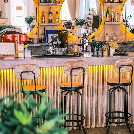 Banana Alacati Food & - Adults Only Otel