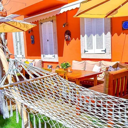 Banana Alacati Food & - Adults Only