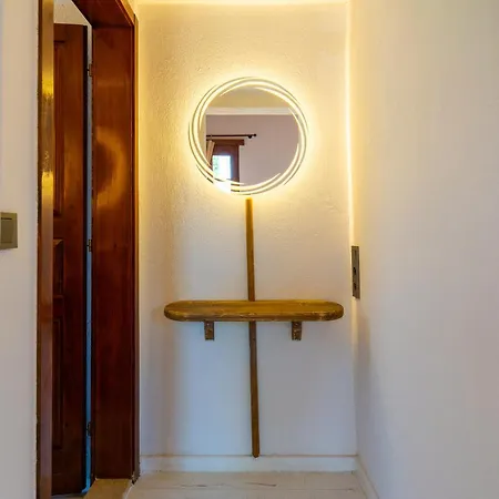 Banana Food & - Adults Only 3* Alaçatı