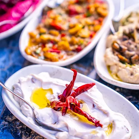 Banana Alacati Food & - Adults Only