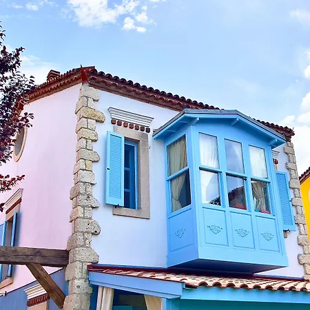 Banana Alacati Food & - Adults Only