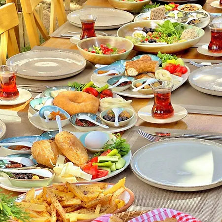 Banana Alacati Food & - Adults Only Otel