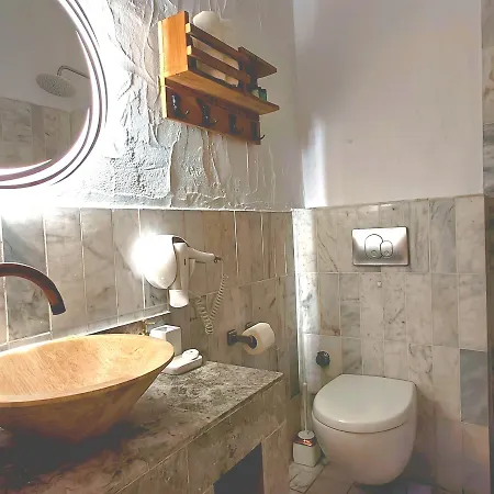 Banana Alacati Food & - Adults Only