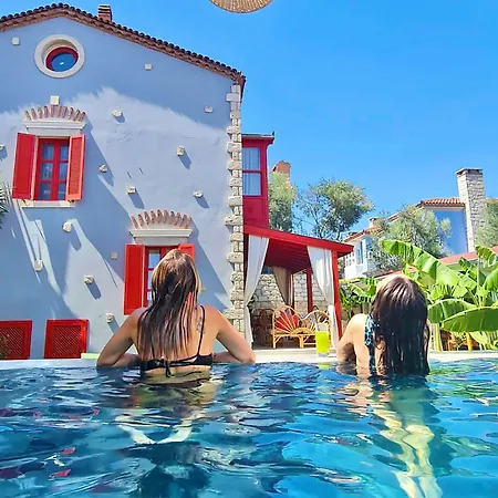 Banana Alacati Food & - Adults Only Otel 3*