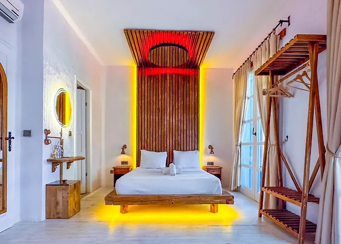 Banana Alacati Food & - Adults Only Отель