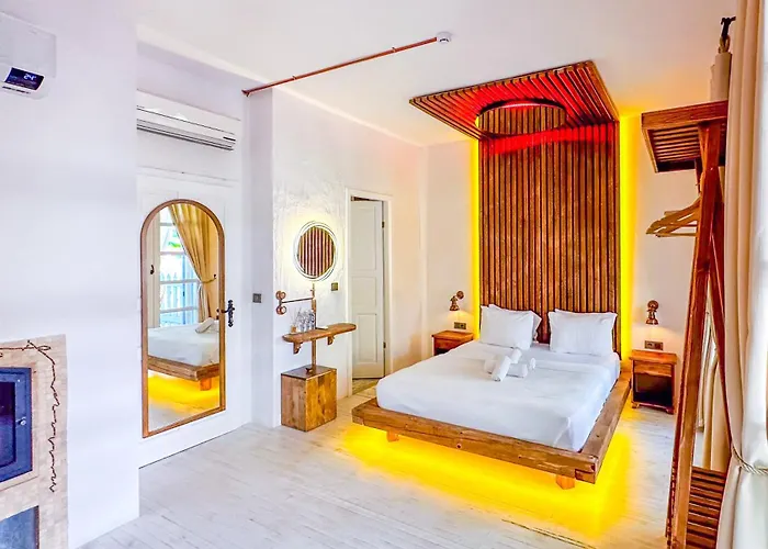 Banana Alacati Food & - Adults Only 3*