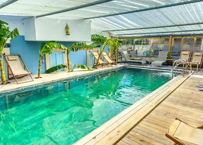 Banana Alacati Food & - Adults Only