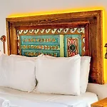 Hotel Banana Food & - Adults Only