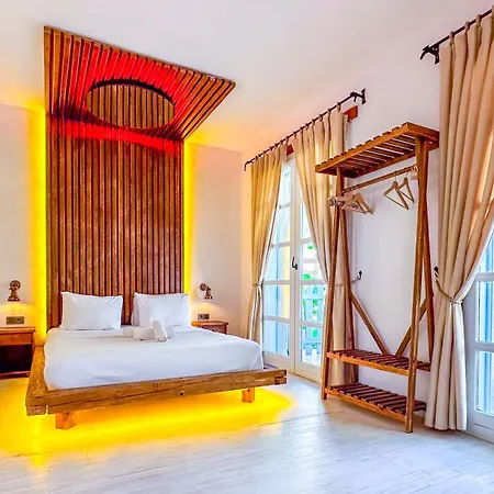 Banana Alacati Food & - Adults Only Ciftlikkoyu