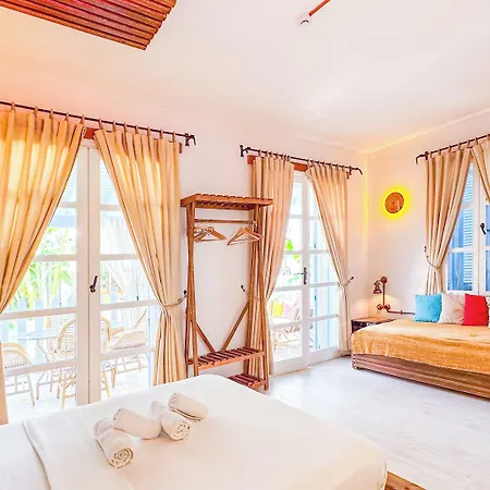 Banana Alacati Food & - Adults Only