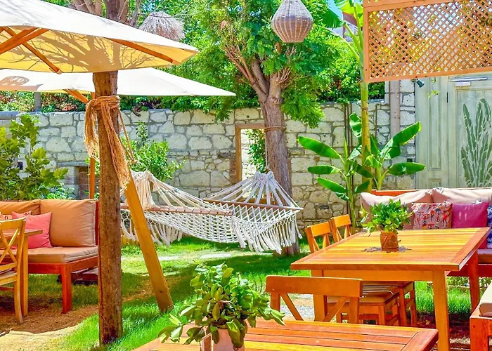 Banana Alacati Food & - Adults Only Ciftlikkoyu