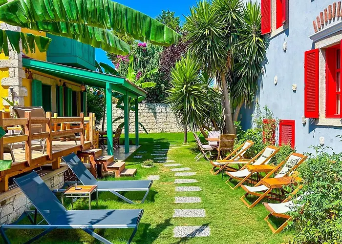 Banana Alacati Food & - Adults Only 3*