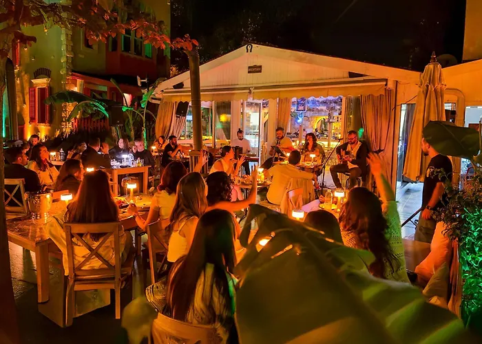 Banana Alacati Food & - Adults Only 3* Ciftlikkoyu